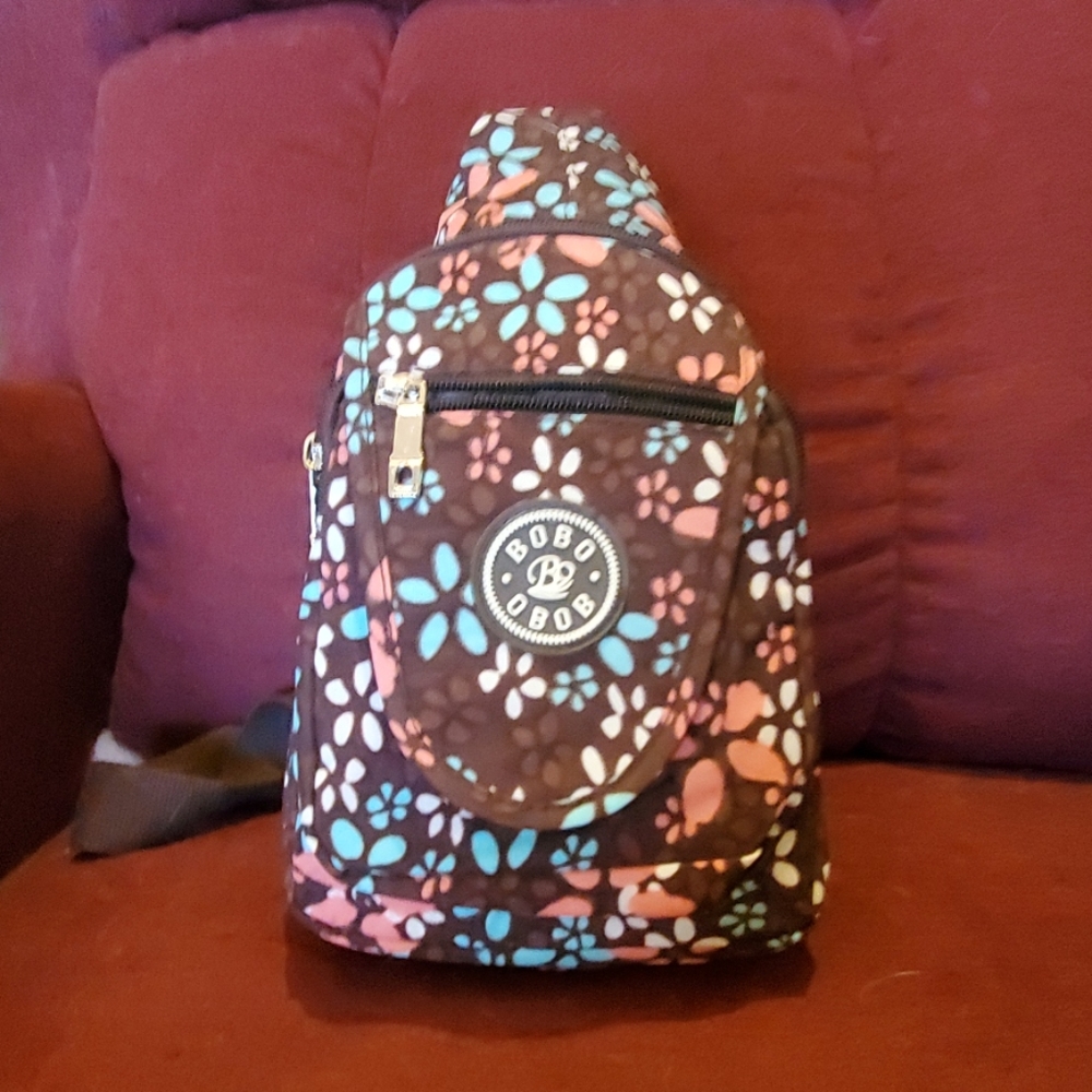 Small slingbag